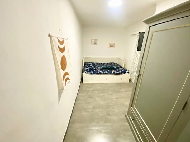 საძინებელი 2