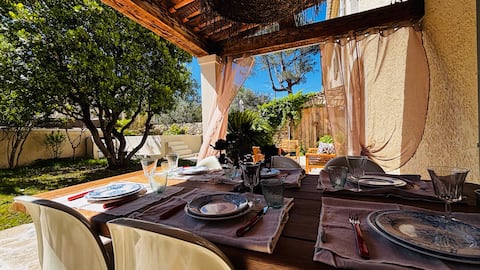 Le Beldi 1870, village farmhouse, swimming pool