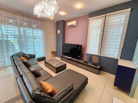 5min to juru & bukit minyak industrial semi D