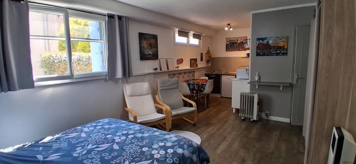 Studio Dans Résidence Calme Parking Privé - ラ・シオタ