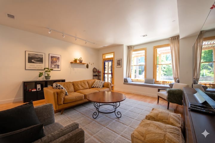 Charming Urban Oasis In Historic Anacostia - Mount Rainier, MD
