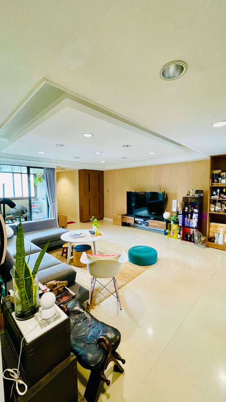 H Oasis Nxt To Ntu / Ntnu Medium Size Double Room - 台北