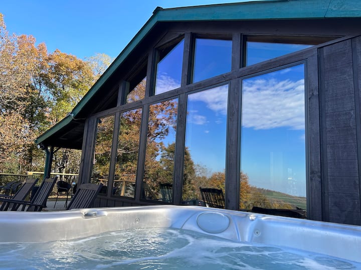 Sunset Cabin Mountain Views Cabins for Rent in Ellijay,