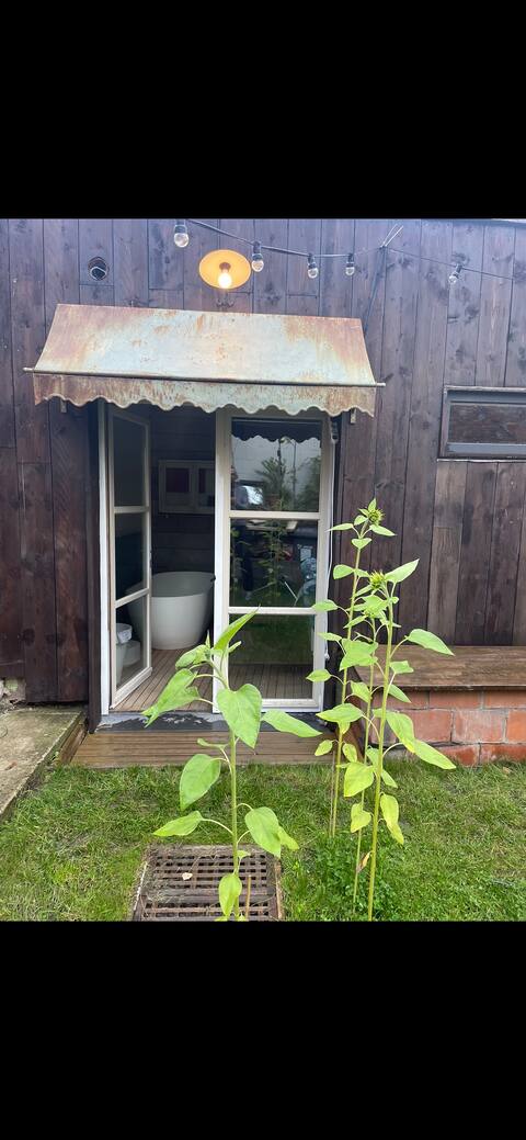 Garden room