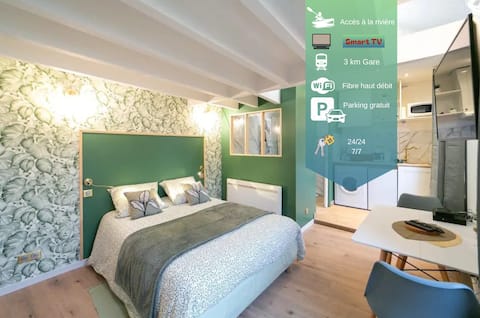 Nature Garden and River Suite