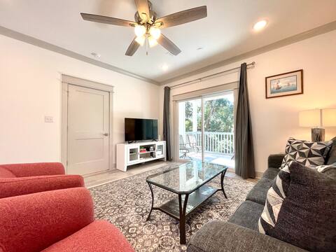 Oakview Condo at the Golf Course