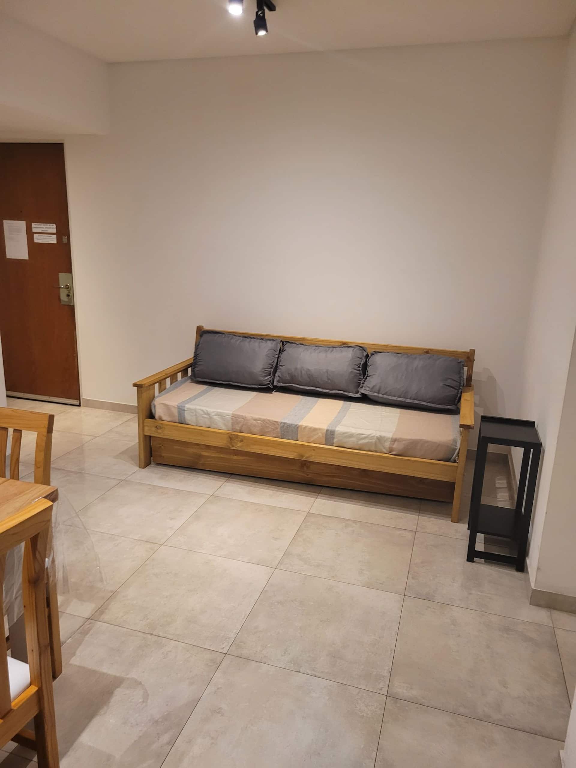 Two-bedroom apartment in Recoleta for 4-5 guests