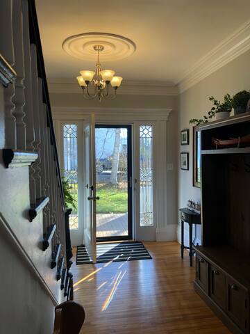 Central Heritage Home gallery image 4