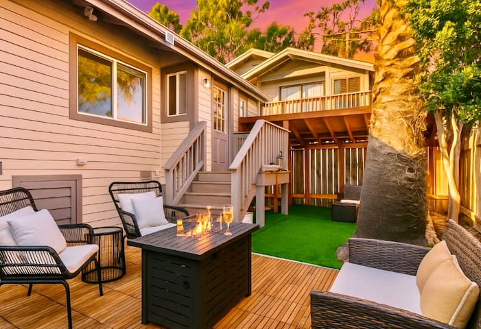 Mission Bay/crib pets/3 car parking/grill firepit