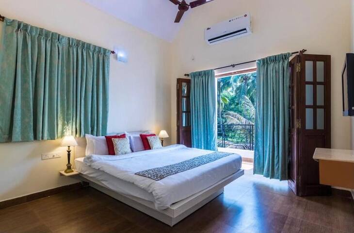 5bhk pvt pool villa next to LPK Club