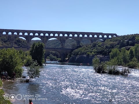 Pont du Gard apartment, Remoulins