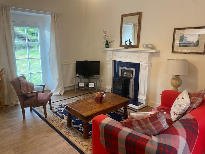Gardener's Cottage* - Sleeps 3 - Edinburgh