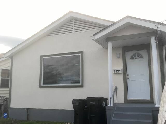 Cozy Cottage in Old Algiers