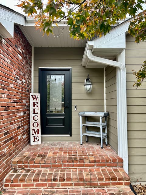 Ranch Walkout - Pool & Hottub