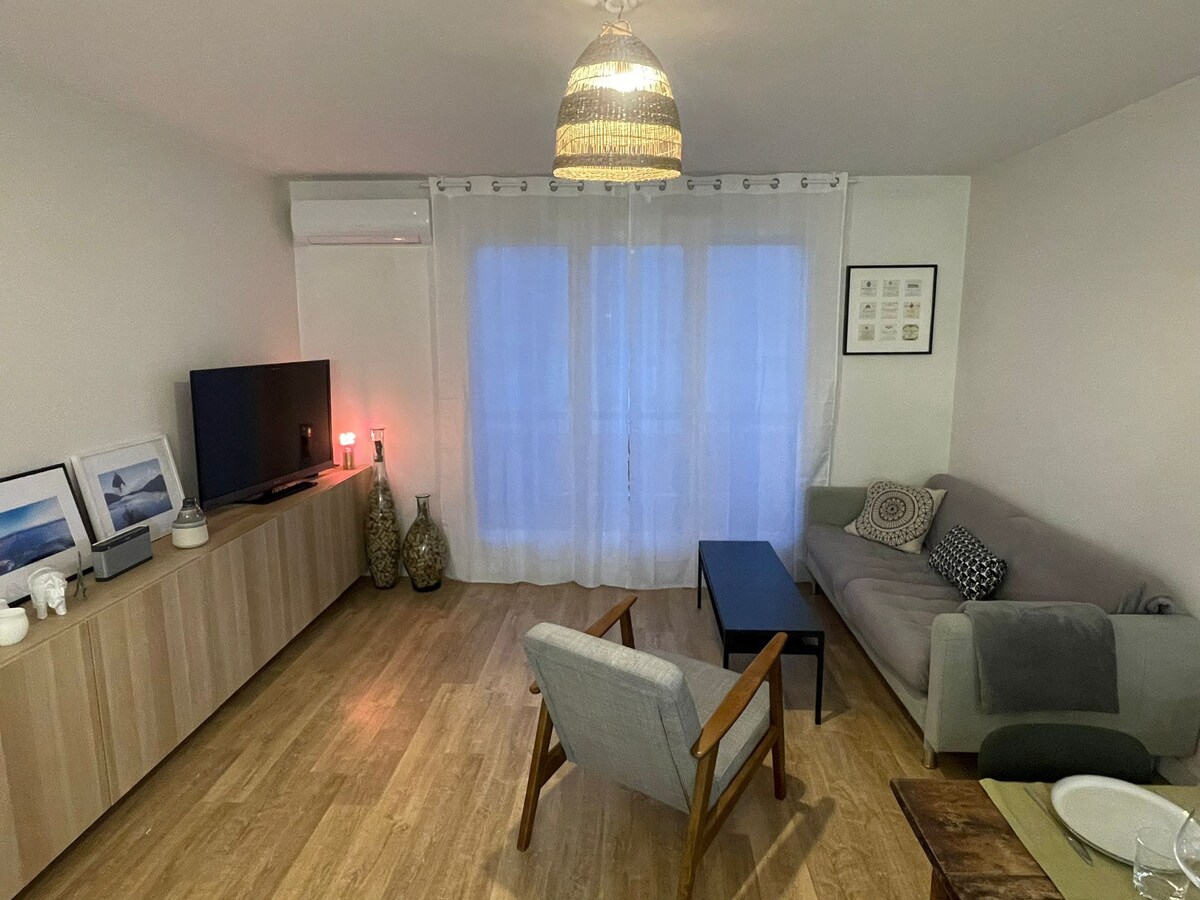 Beliebte Airbnb-Anzeige: Cozy apartment at the foot of the tram in Villeurbanne