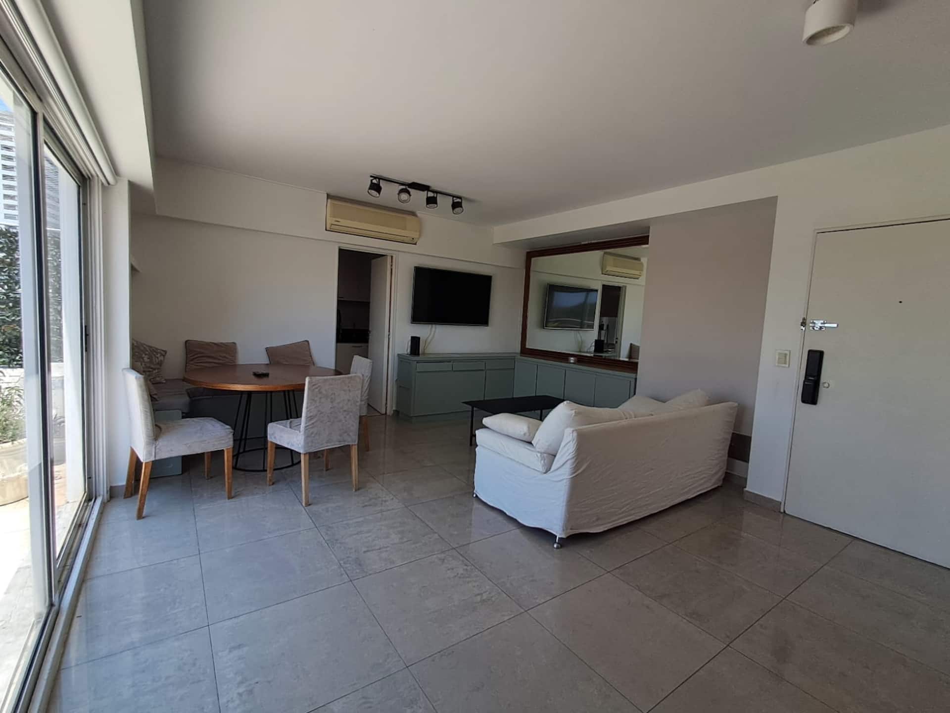 Apartamento mobiliado de 4 ambientes em Puerto Madero