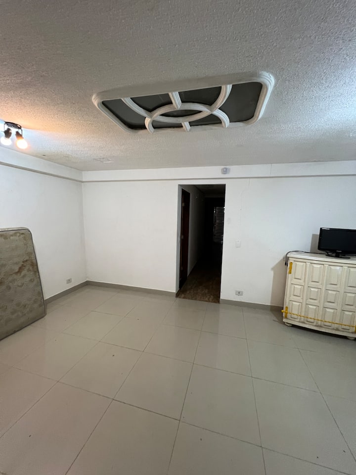 Chácara Em Aruja Para Família E Amigos Com Piscina - Arujá