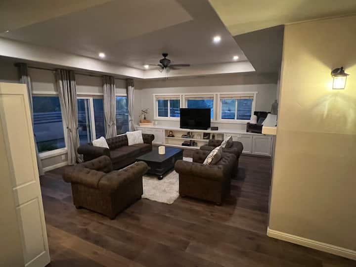 105 Acre Ranch With Amazing View - Paso Robles, CA