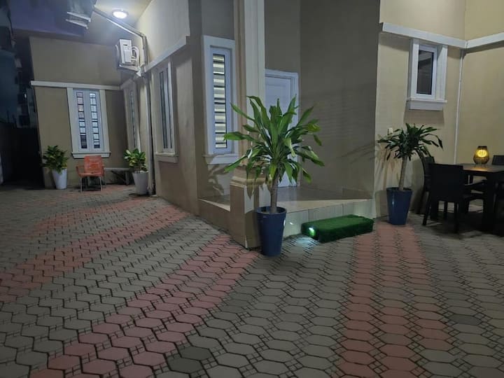 FREE Laundry Service 4bedroom en-suite house Lekki