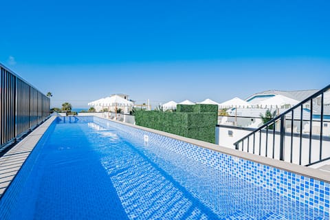 Milos Luxe Stay-New POOL w/ Beach Views*Sleeps 34*