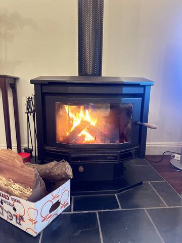 Olinda Cascade Waterfall Mountain View Retreat gallery image 3