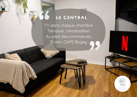 Central_ Spacious air-conditioned 3-room apartment, terrace
