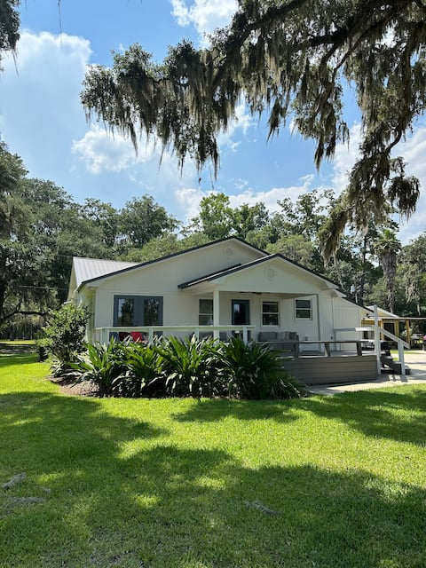 Sapelo Sound river house