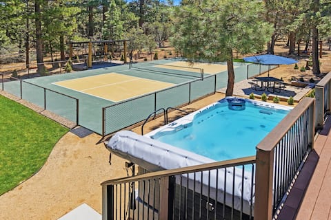 Luxury Estate!Theater!TwoSpas! Pickle Ball Court!