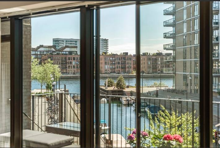 Rolig og hyggelig lejlighed ved kanalerne