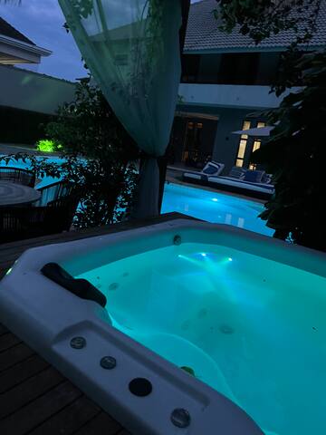 Mansion on the beach 7 suites gallery image 5