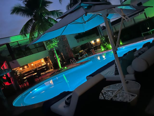 Mansion on the beach 7 suites