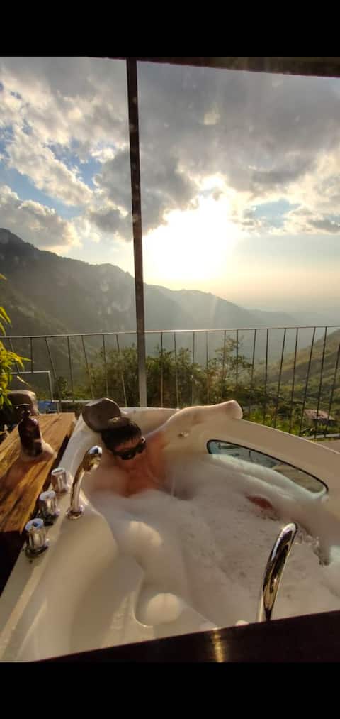 The Shanty Baguio | Jacuzzi with Mountain View