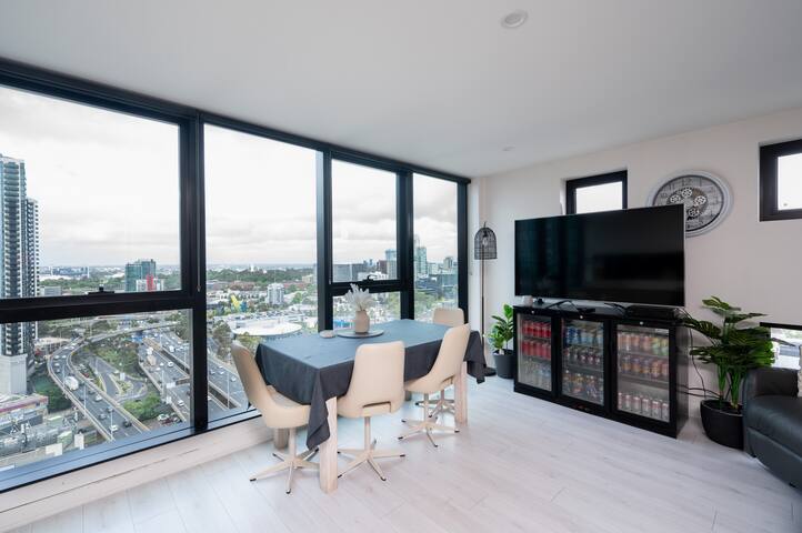 Southbank – Wheelchair Accessible gallery image 5