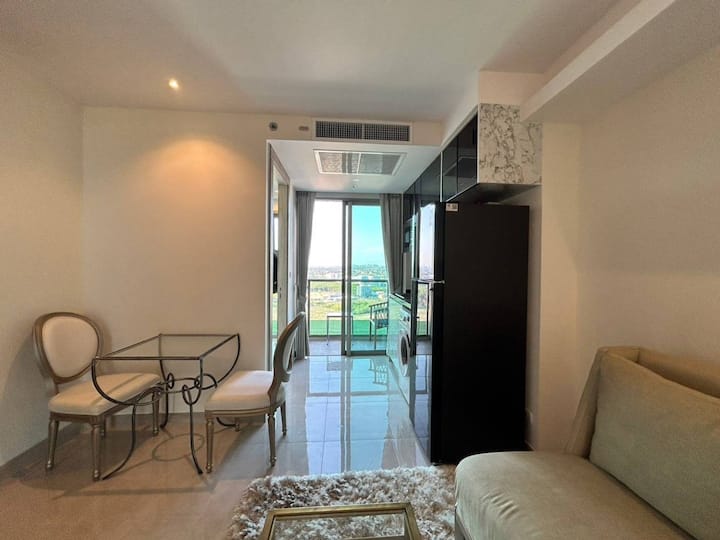 The Riviera Monaco
Nature View, 1-bedroom - 32m2 - 芭達雅