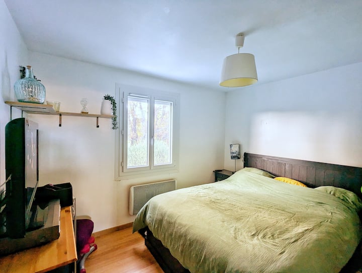 საძინებელი 1