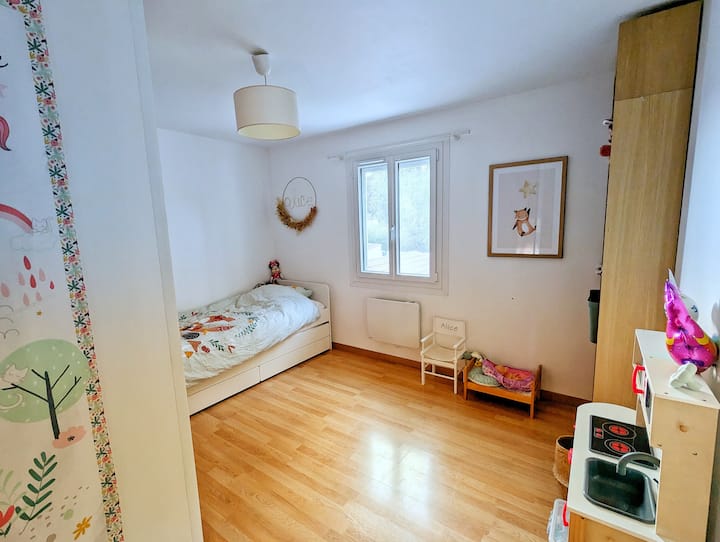 საძინებელი 3