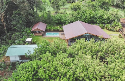 Best Vacation House-Pool-AC-Fast Wifi-Nature