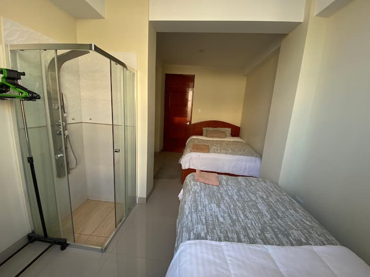 Schlafzimmer 2