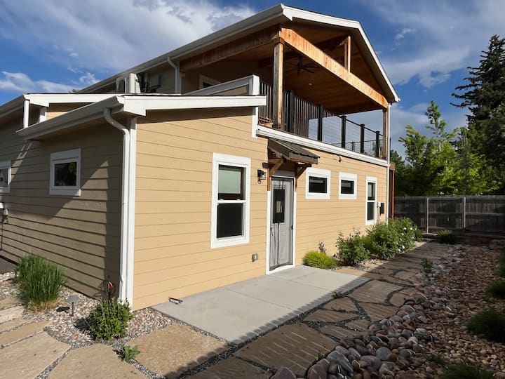 Front Range Country Haus - Floorplan + 3d Tour - Lakewood, CO