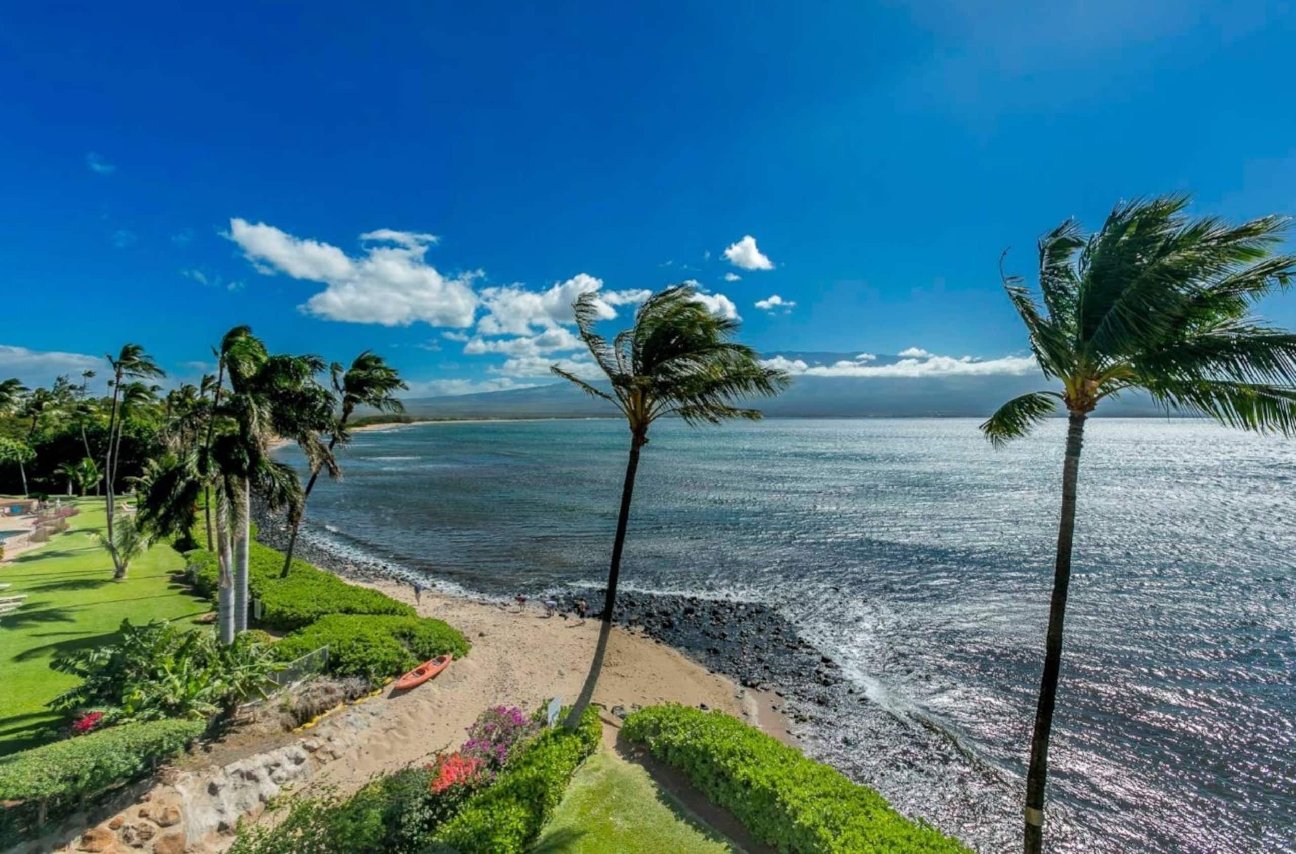 Condo in Wailuku · ★4.83 · 2 bedrooms · 2 beds · 2 baths - Image 23