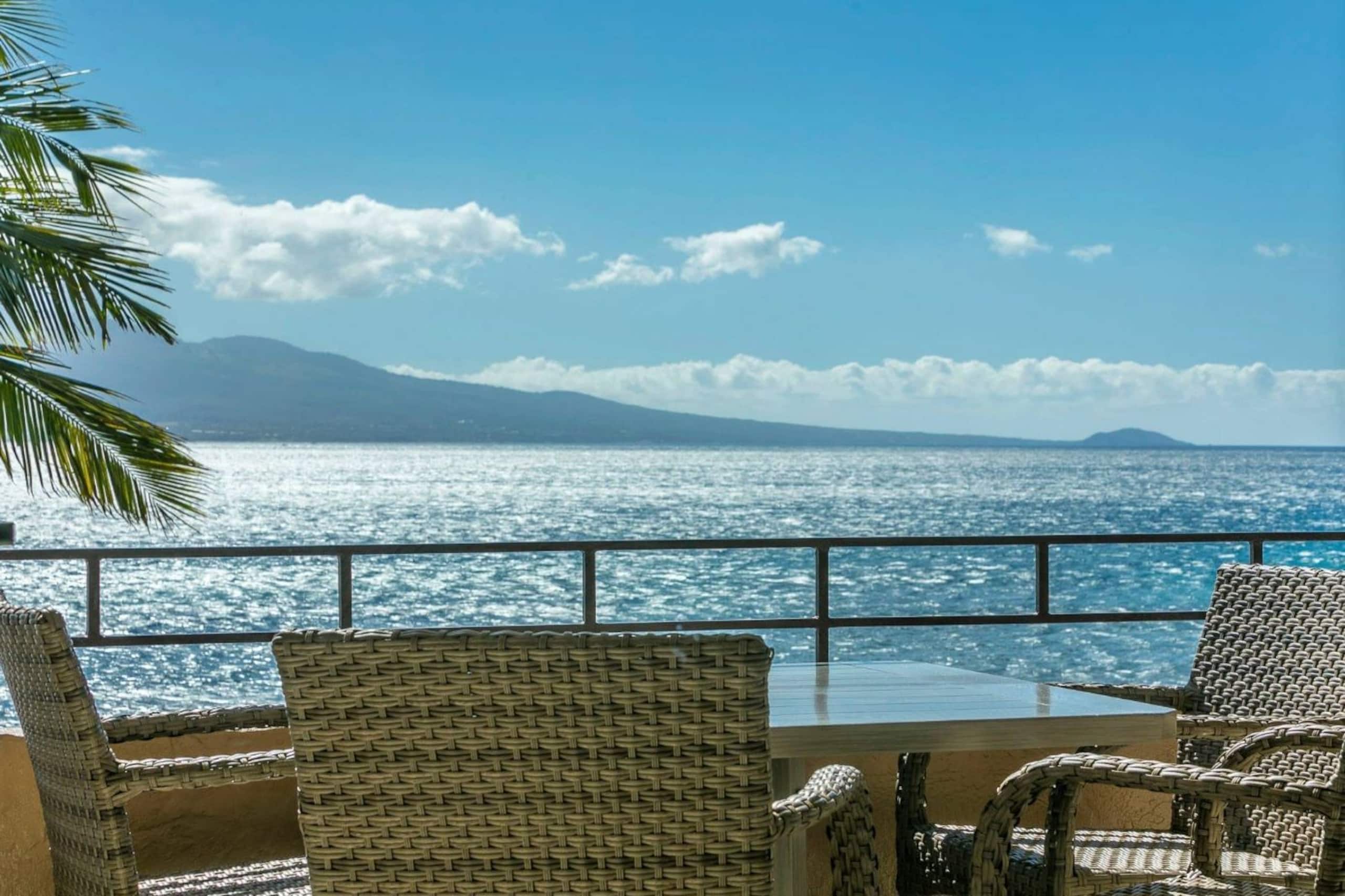 Condo in Wailuku · ★4.83 · 2 bedrooms · 2 beds · 2 baths - Image 18