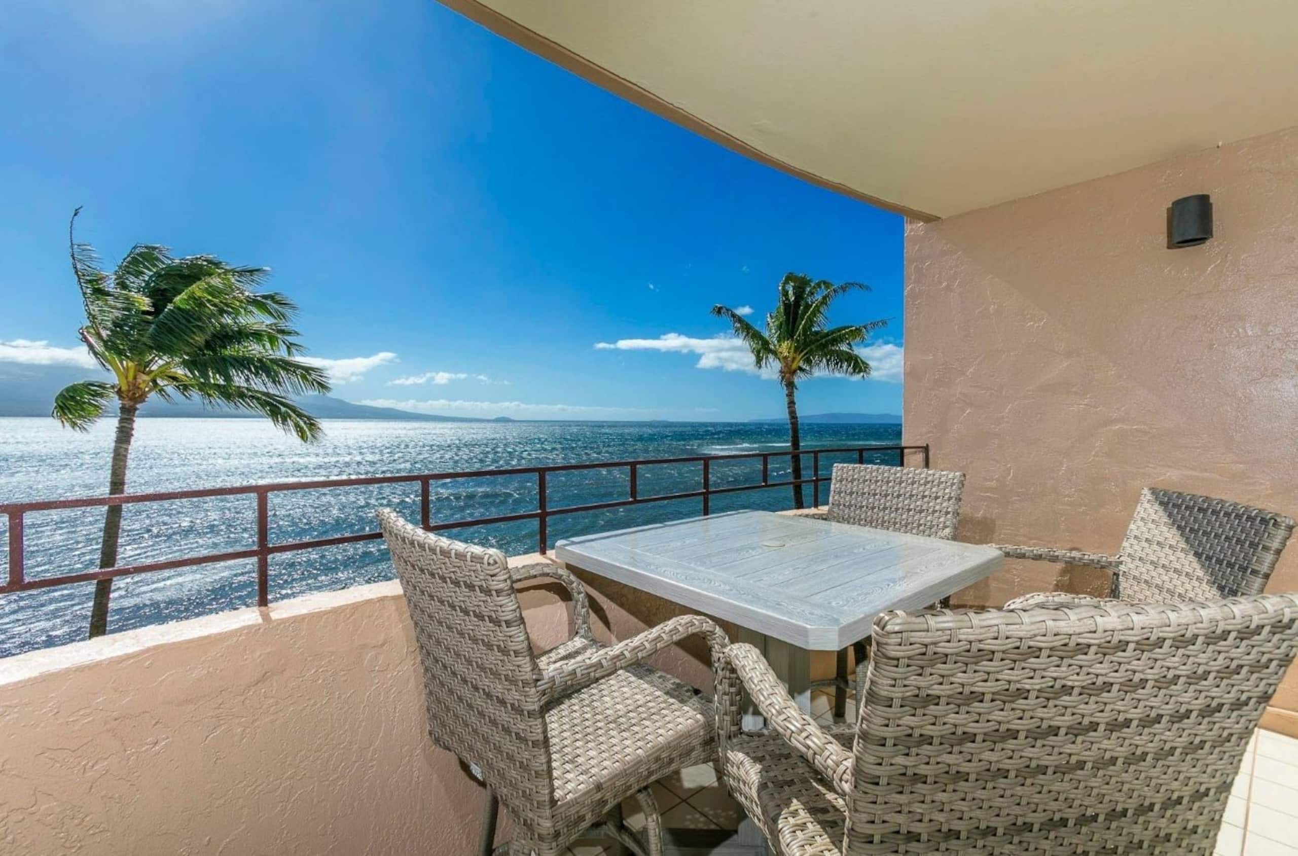 Condo in Wailuku · ★4.83 · 2 bedrooms · 2 beds · 2 baths - Image 16