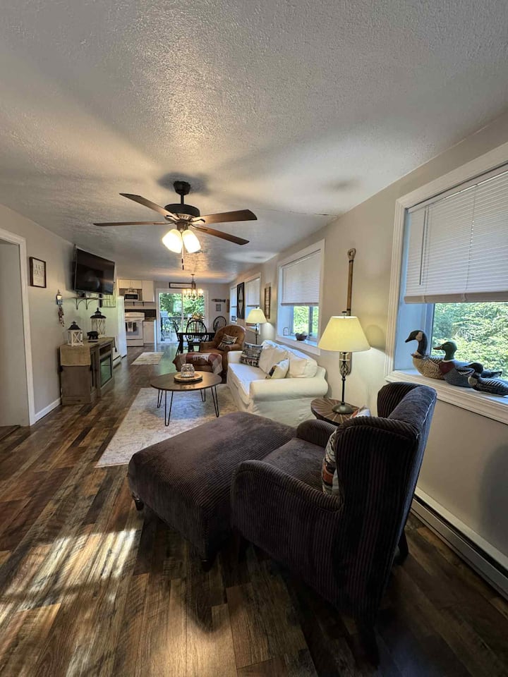 Secluded Leesville Lakehouse, Hot Tub, Pets, Wifi - Atwood Lake, OH