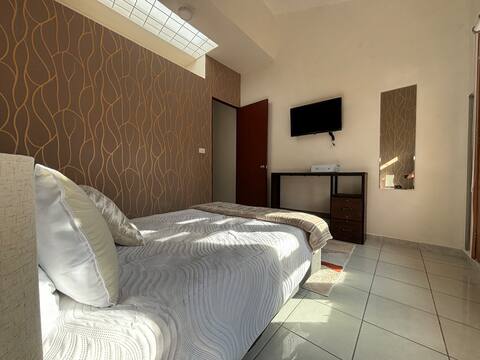 Comfort House/ 16PX / 9BR/Garden/Wi-Fi/Central