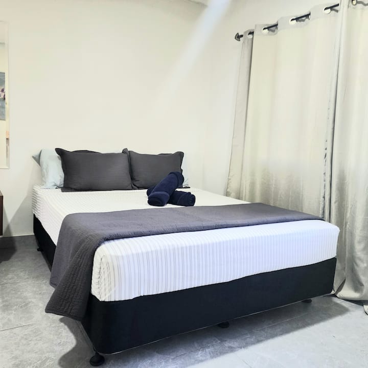 غرفة النوم 2