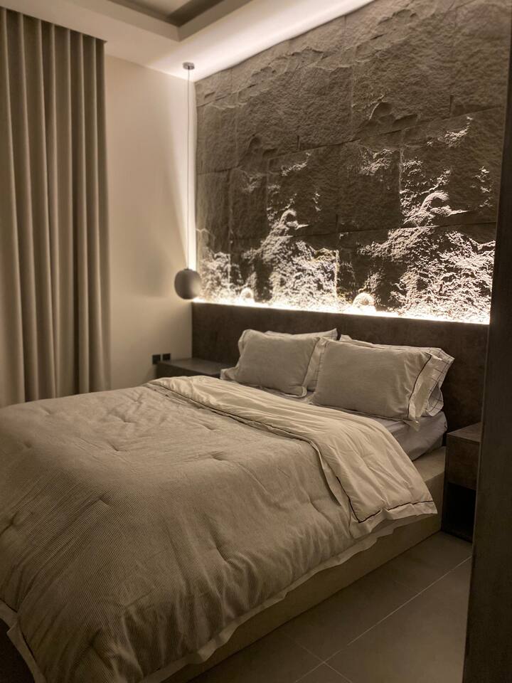 საძინებელი 1