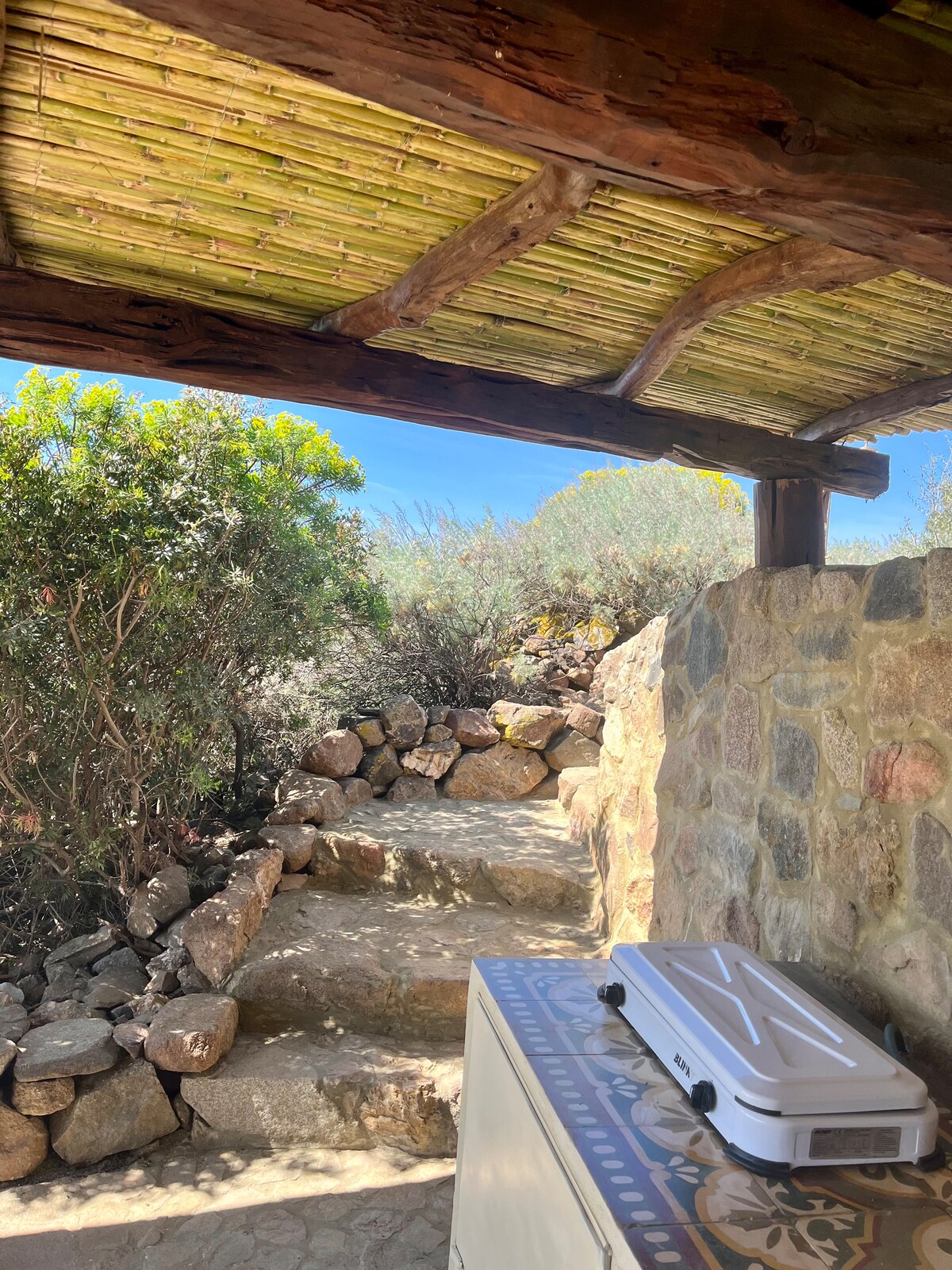 Annonce Airbnb populaire: Stazzo Perdas Albas Capo Pecora cottage with sea view à Arbus