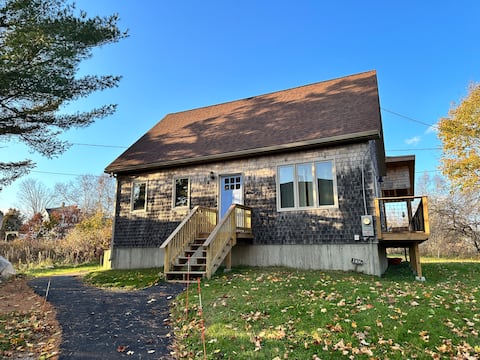 Simple Maine Living: Bayside Home with 3+ Bedrooms