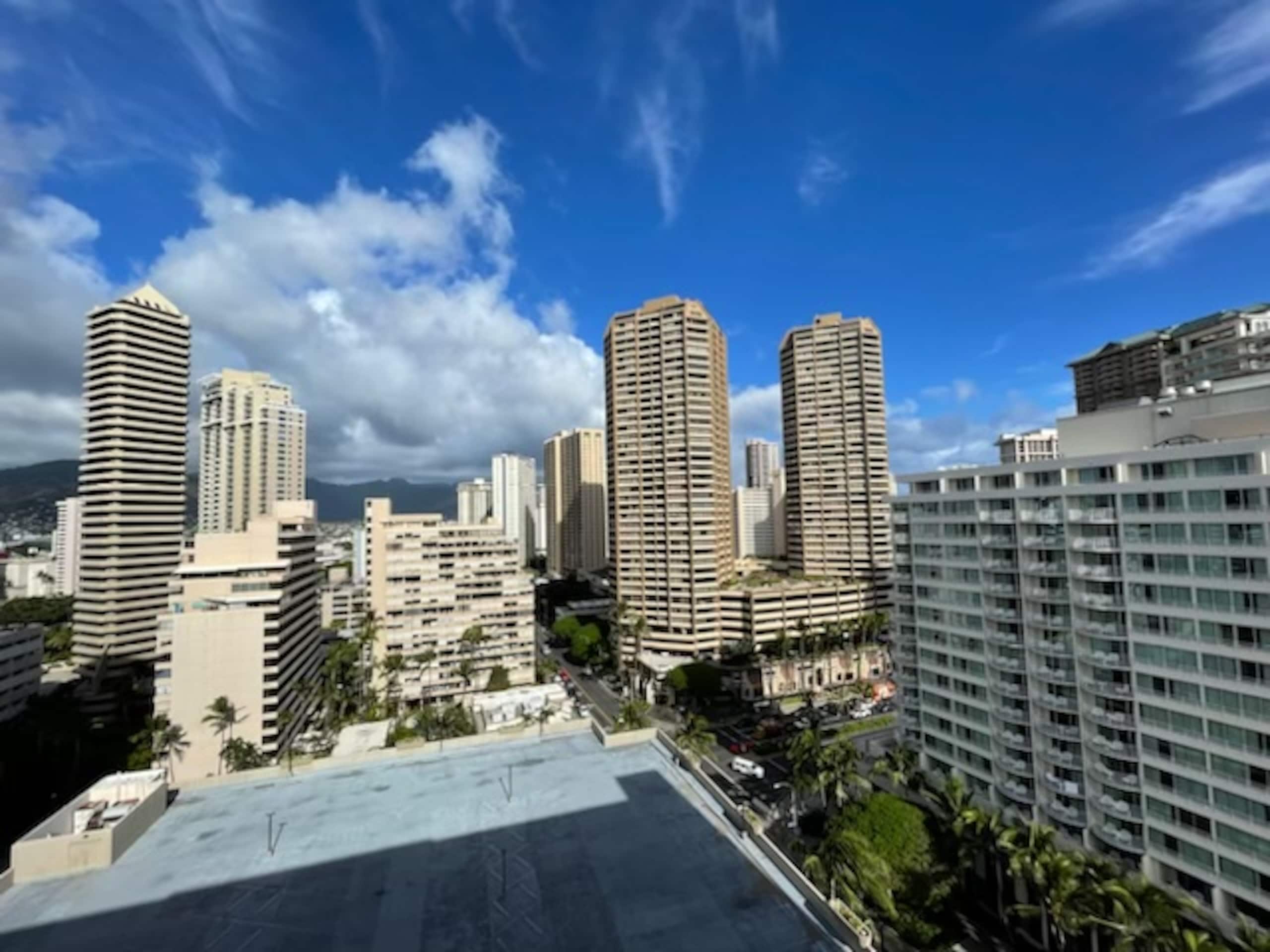 Waikiki Studio with Mountain View~Honolulu - Image 14