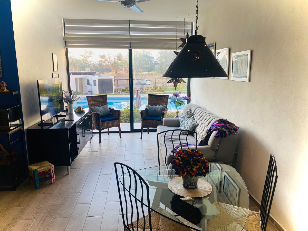 Popular Airbnb listing: Lake Romance, apartment in Chantepec (El Chante)
